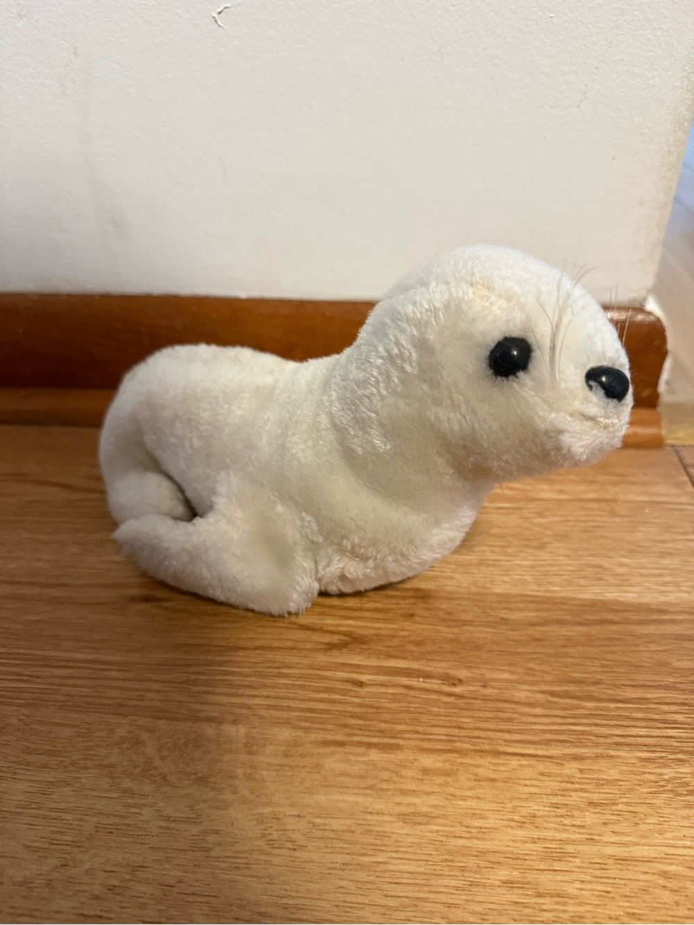 Vtg R Dakin 1976 Seal Plush Stuffed Animal 8" White  "Finnegan"
